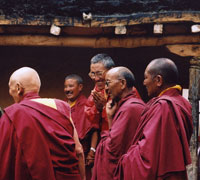 Photo: http://www.flickr.com/photos/khnumhotep/1348081520/in/pool-himachal/